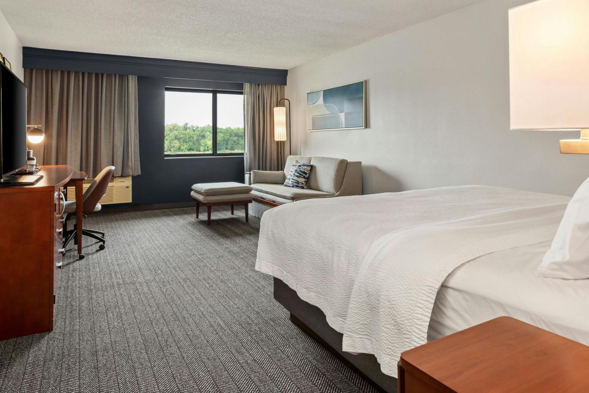Courtyard La Crosse Downtown/Mississippi Riverfront Екстер'єр фото