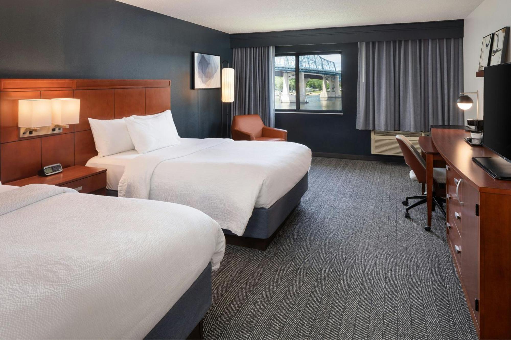 Courtyard La Crosse Downtown/Mississippi Riverfront Екстер'єр фото