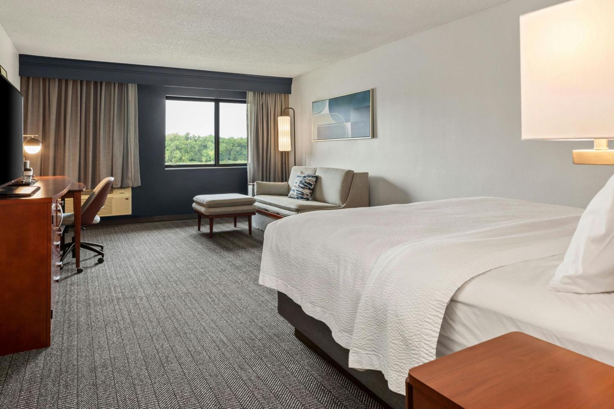 Courtyard La Crosse Downtown/Mississippi Riverfront Екстер'єр фото