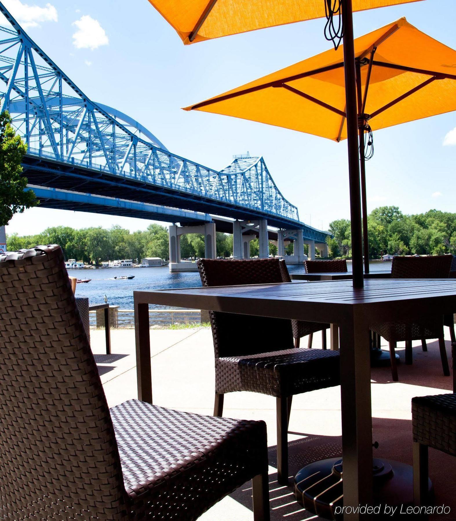 Courtyard La Crosse Downtown/Mississippi Riverfront Екстер'єр фото