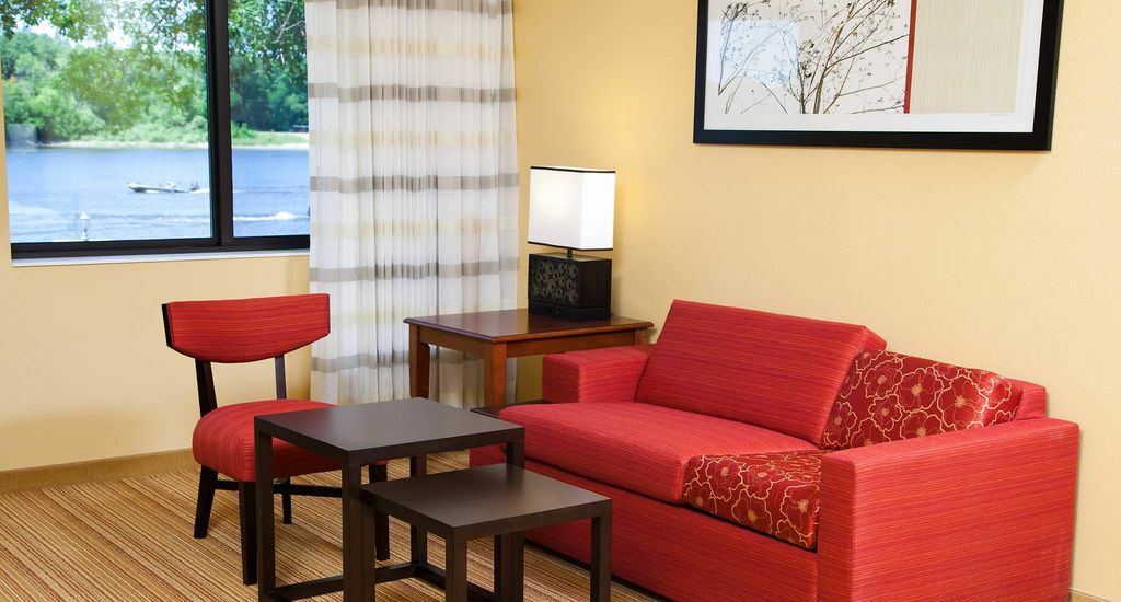 Courtyard La Crosse Downtown/Mississippi Riverfront Екстер'єр фото